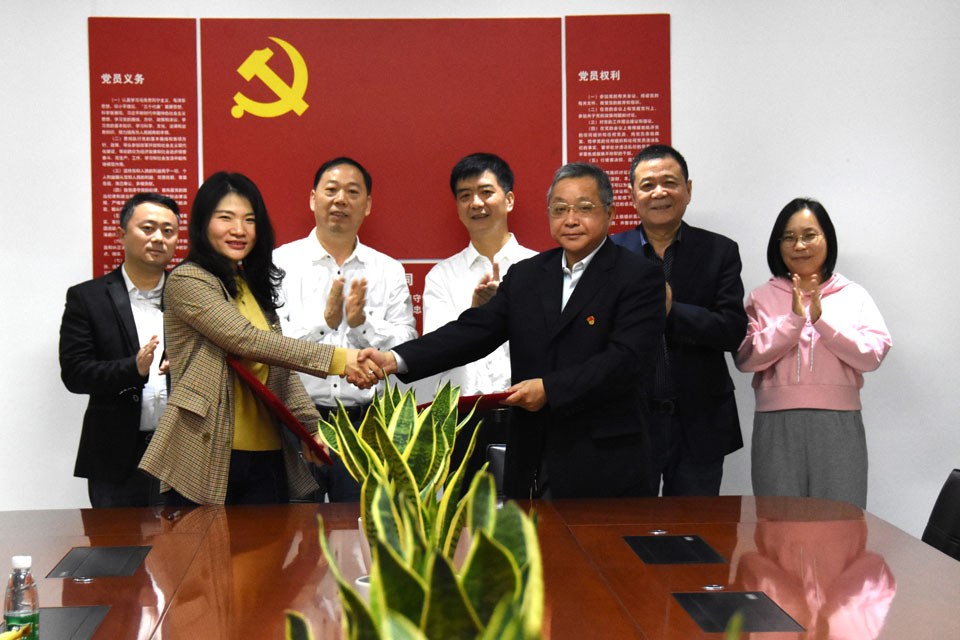 强强联合 共创未来 |九州体育(JiuZhou Sports)官方网站防雷与中国能建湖南院签订战略合作协议
